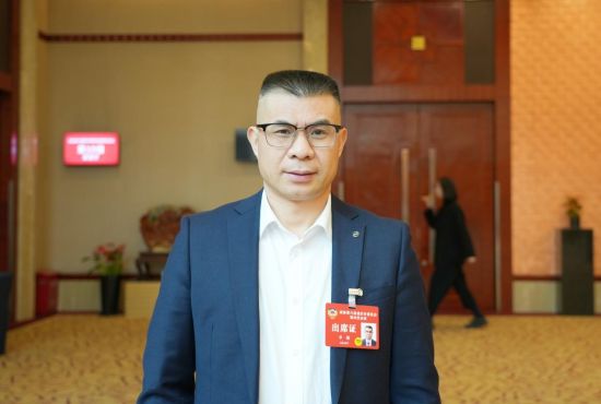 图为重庆市政协委员、重庆三峡学院校长李敬。马佳欣 摄